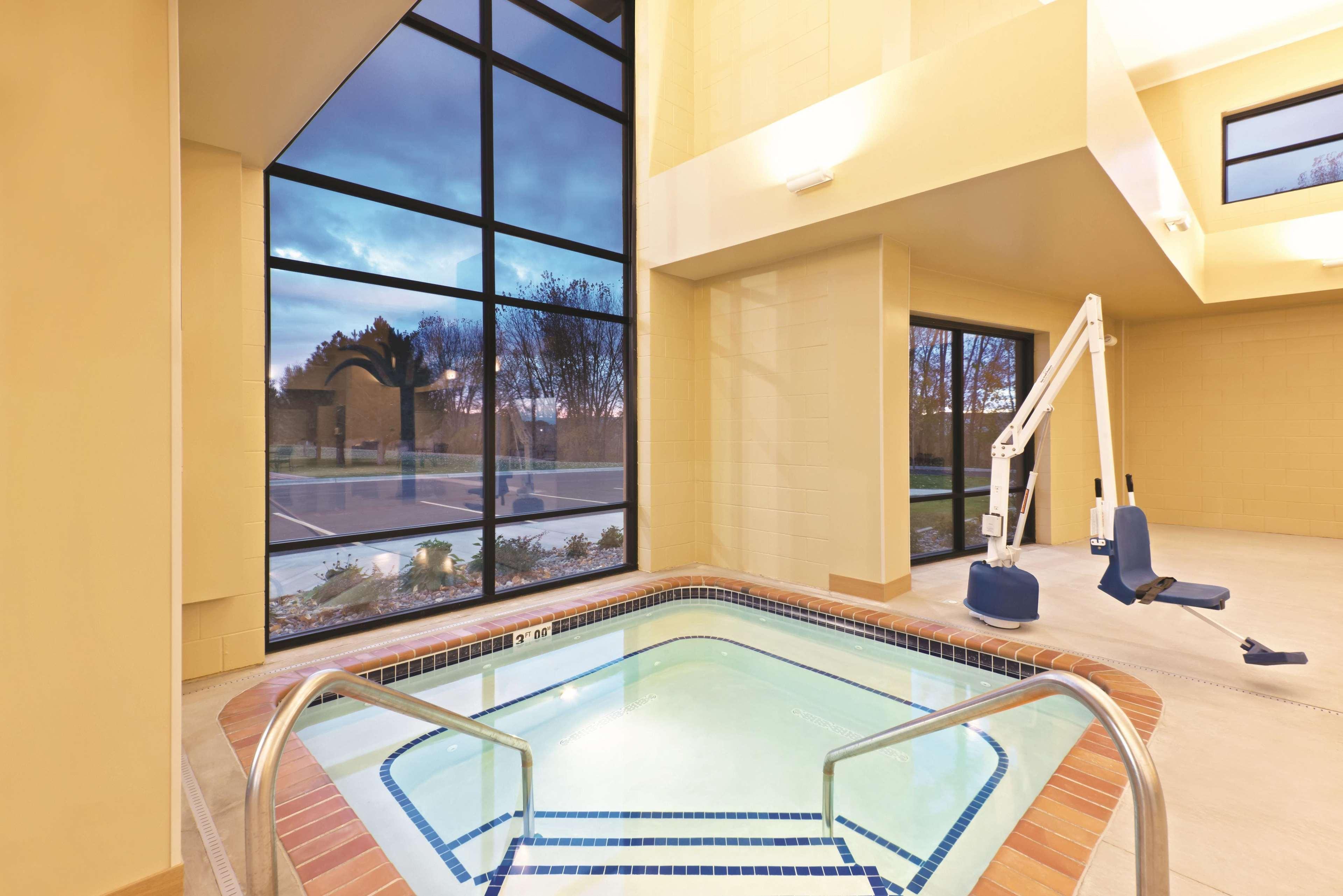La Quinta By Wyndham Billings Hotel Екстериор снимка