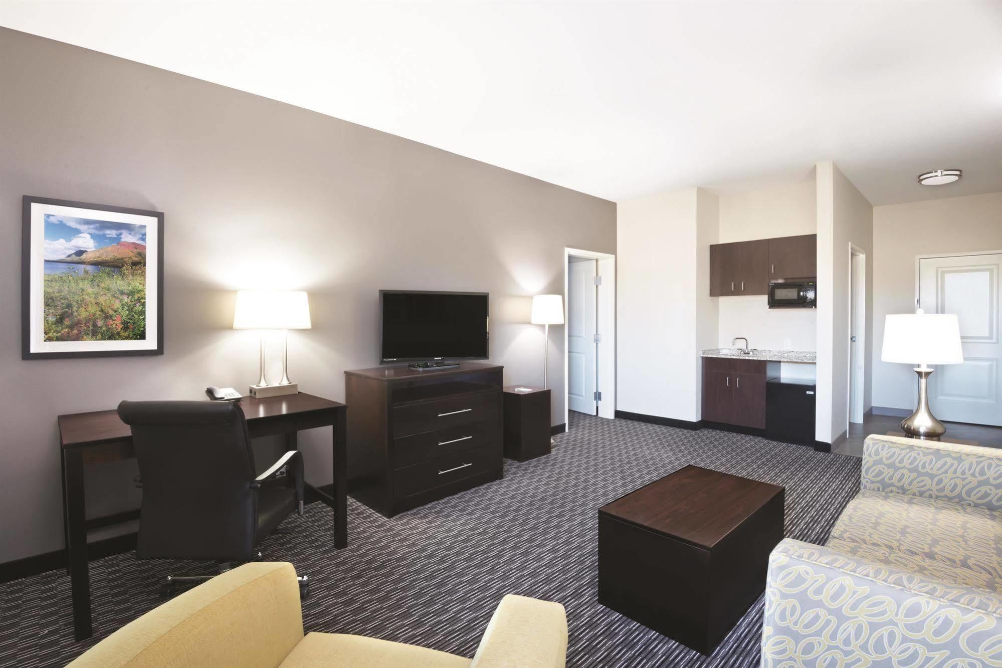 La Quinta By Wyndham Billings Hotel Екстериор снимка